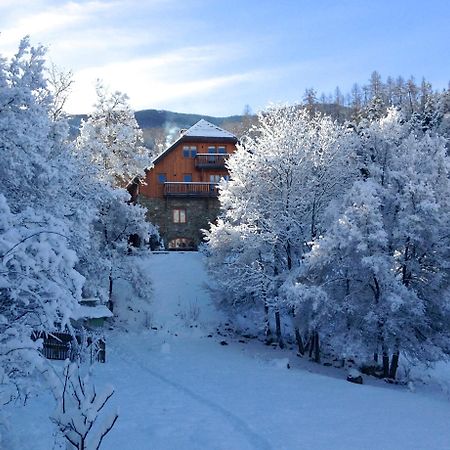 Le Moulin Ollivier Hotel Saint-Andre-d'Embrun Exterior photo
